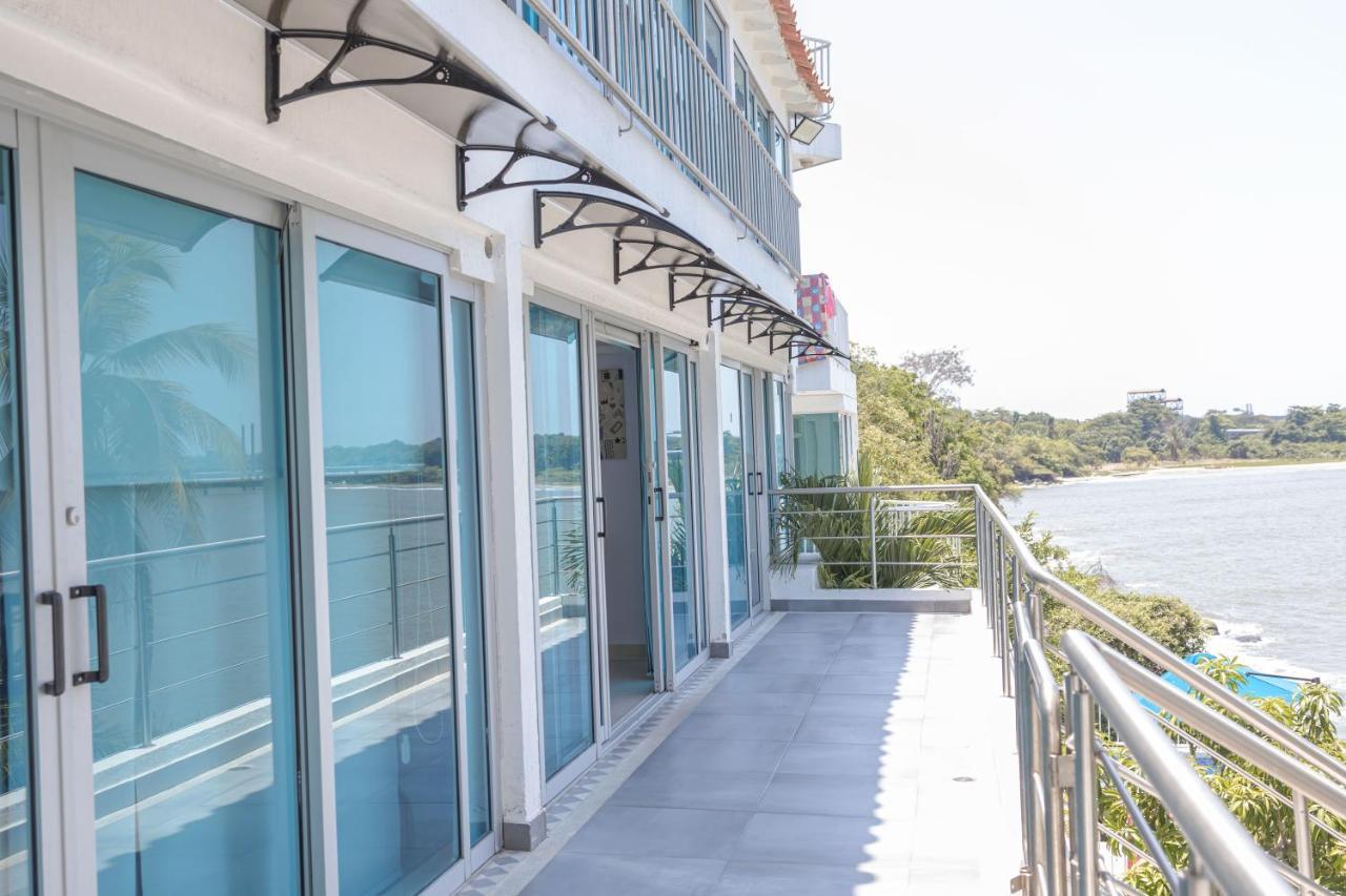 Hotel Santorini Casablanca Papares Bagian luar foto