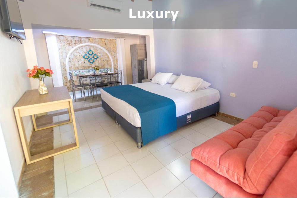 Hotel Santorini Casablanca Papares Bagian luar foto