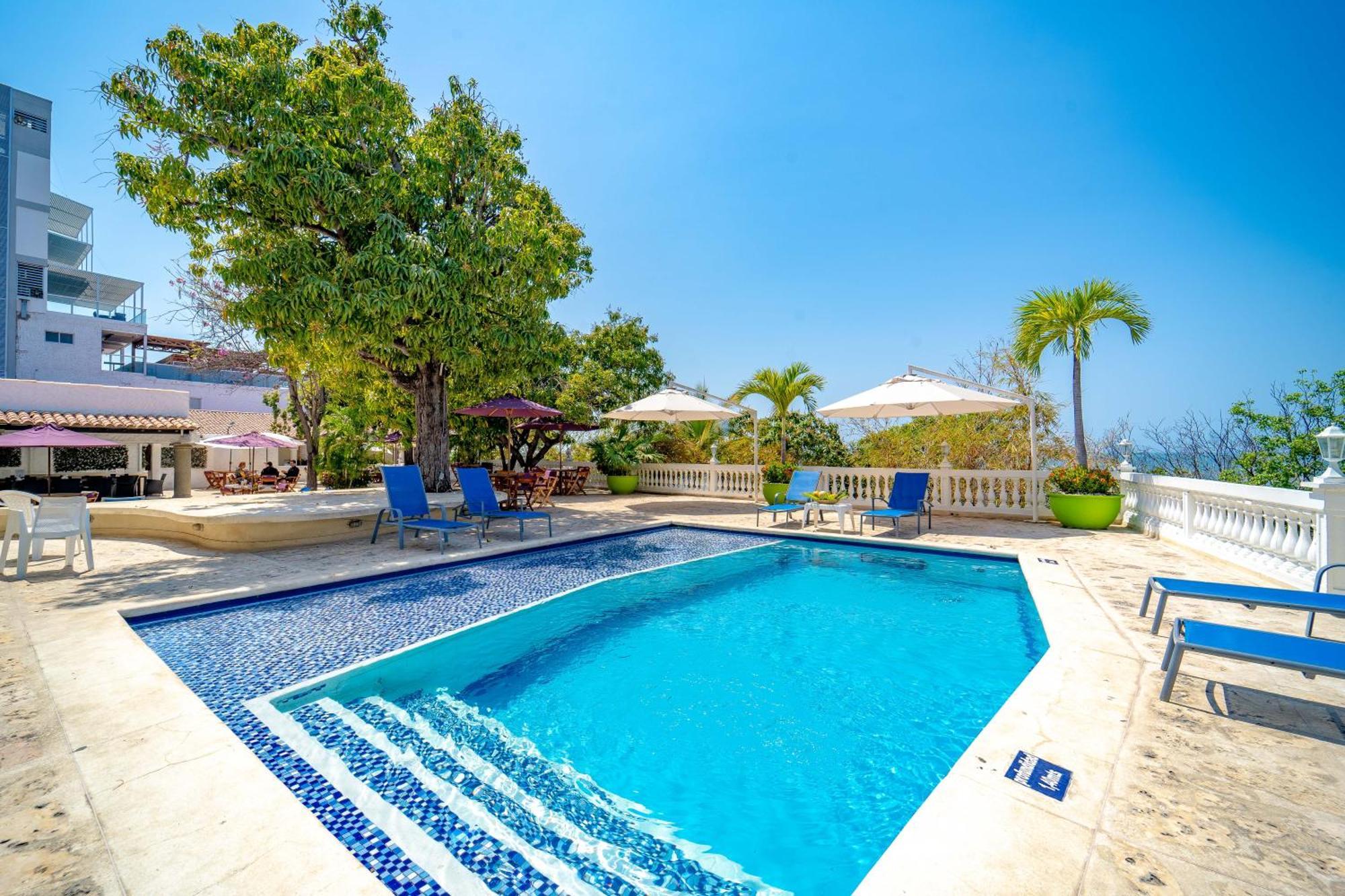 Hotel Santorini Casablanca Papares Bagian luar foto